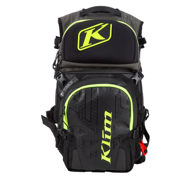 Black and neon green Klim Nac Pak med forbedret ergonomi og rask tilgang for kjørere