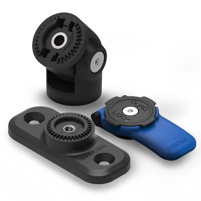 Tre svarte og blå modulære telefonmonteringstilbehør til Quad Lock 360 Scooter Mounting Kit