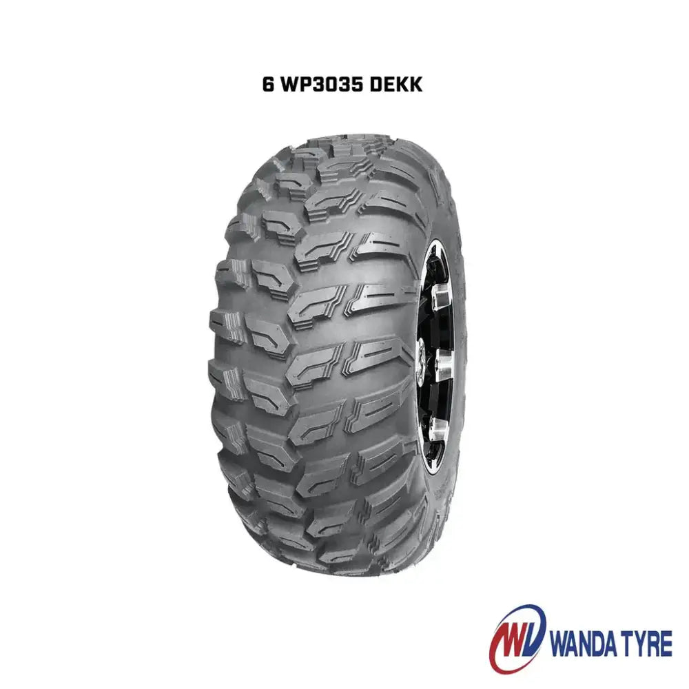 Svart off-road dekk Wanda P3035 med aggressivt mønster og felg for Can-Am 6x6